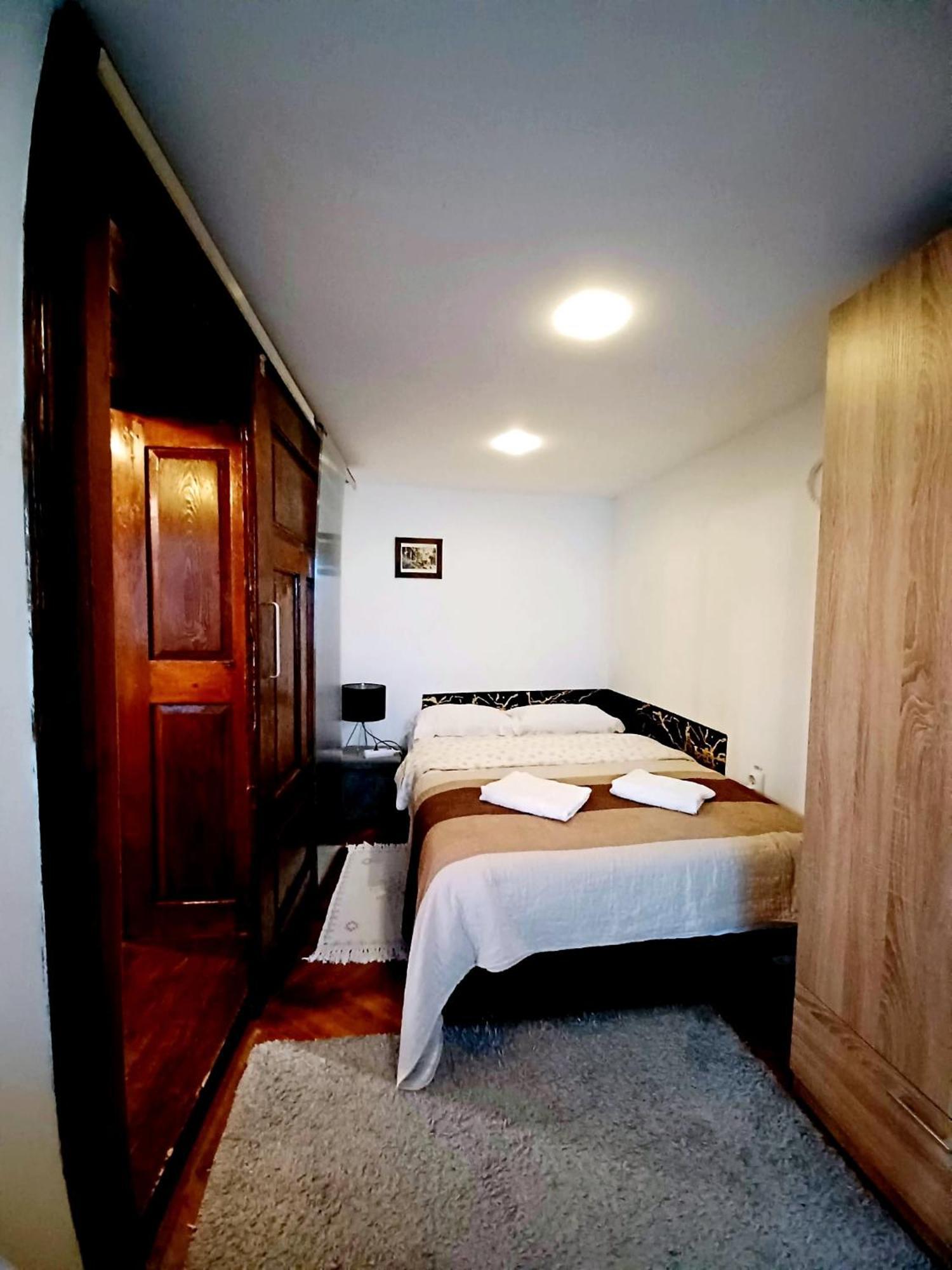 Historic Center Apartment บราชอฟ ภายนอก รูปภาพ
